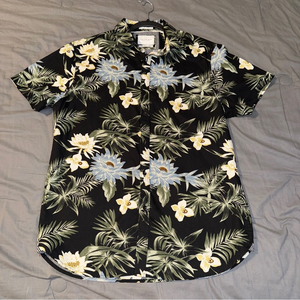 Cactus Man slim fit button up M